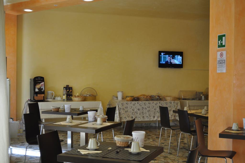 Guerrini Hotel كاسْتيلونْشيلّو المظهر الخارجي الصورة